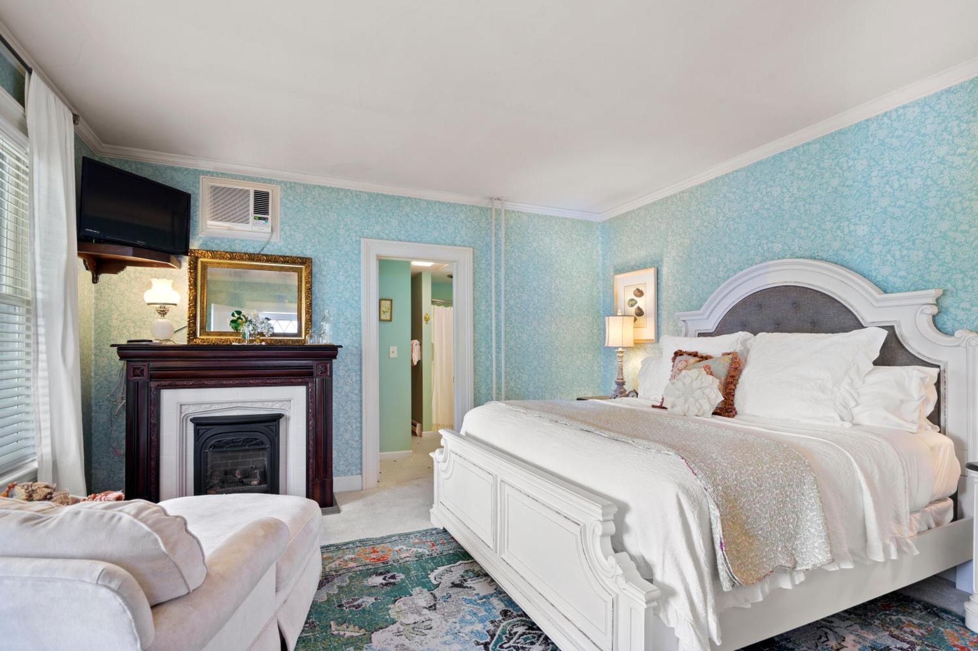 Westbrook Inn Bed And Breakfast Room photo