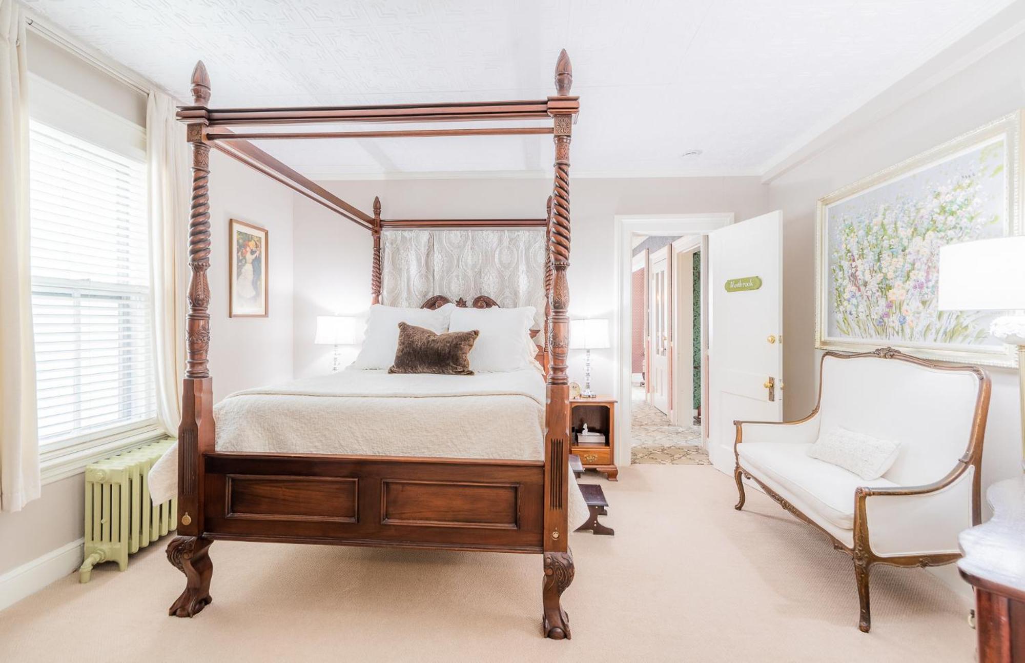 Westbrook Inn Bed And Breakfast Room photo