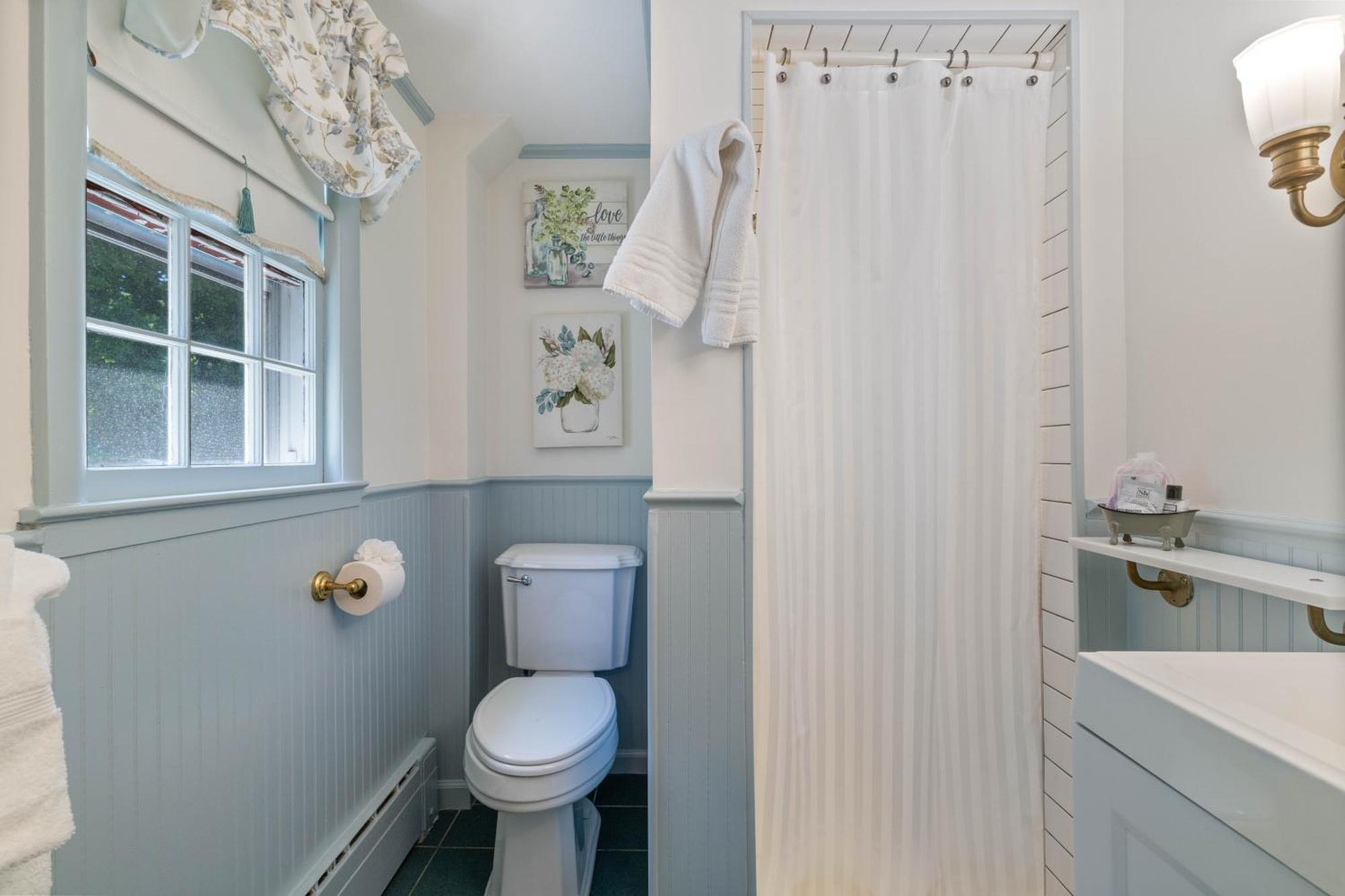 Westbrook Inn Bed And Breakfast Room photo